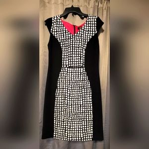 I LE New York Beautiful dress.